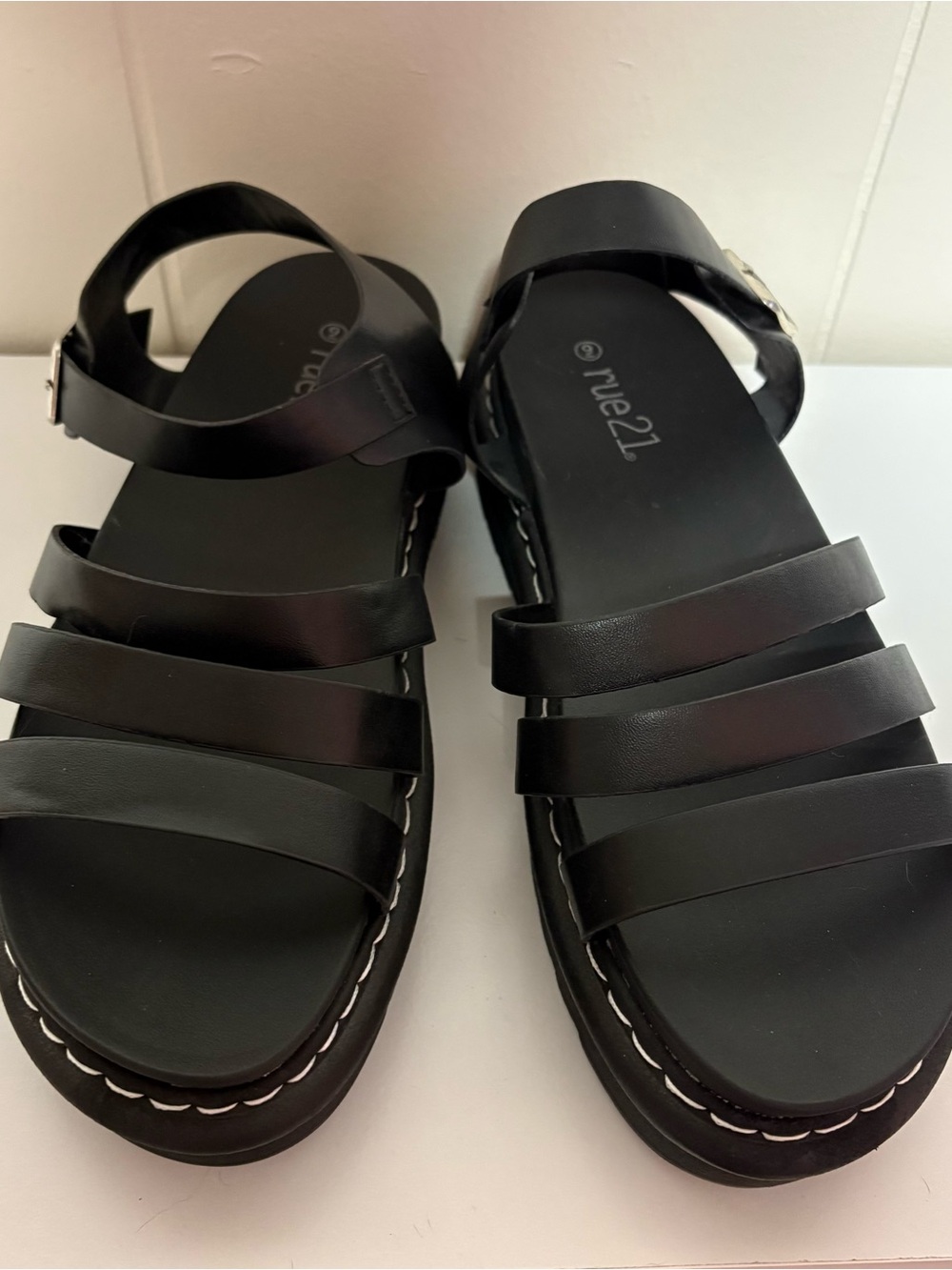 Rue21 NWT Black Faux Leather Alt Strappy Chunky Platform Sandals Women’s 9